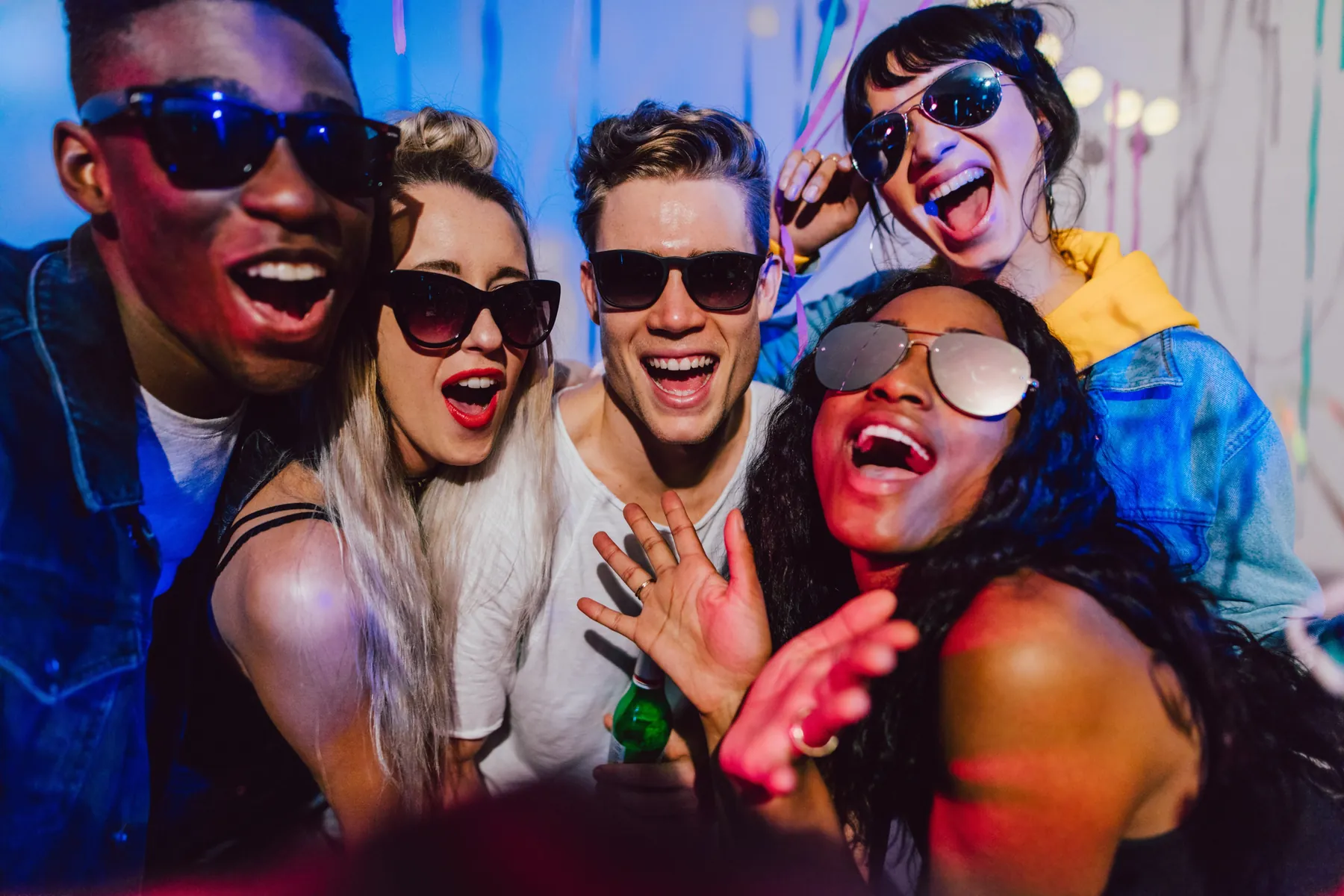 Guests posing in the VXE 360 Selfie Booth